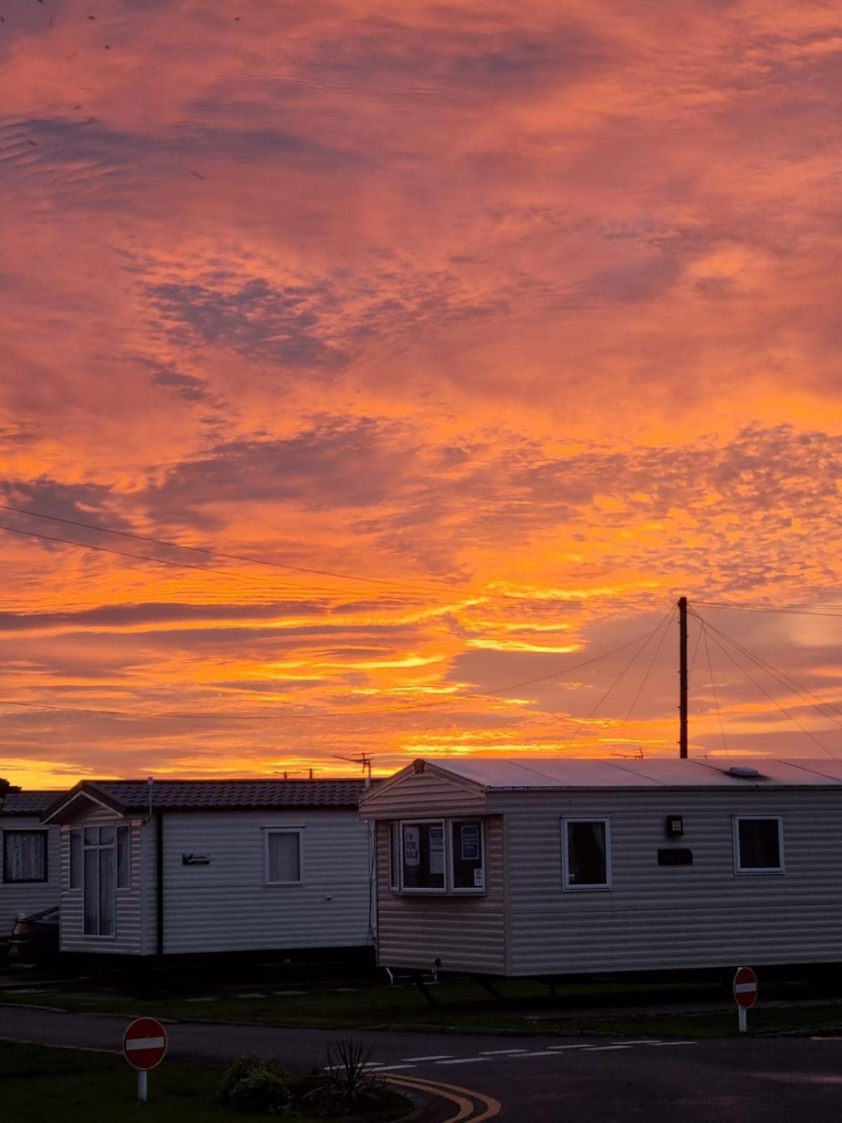Whitstable - 2 Bedroom Sleeps 6 Seasalter ภายนอก รูปภาพ