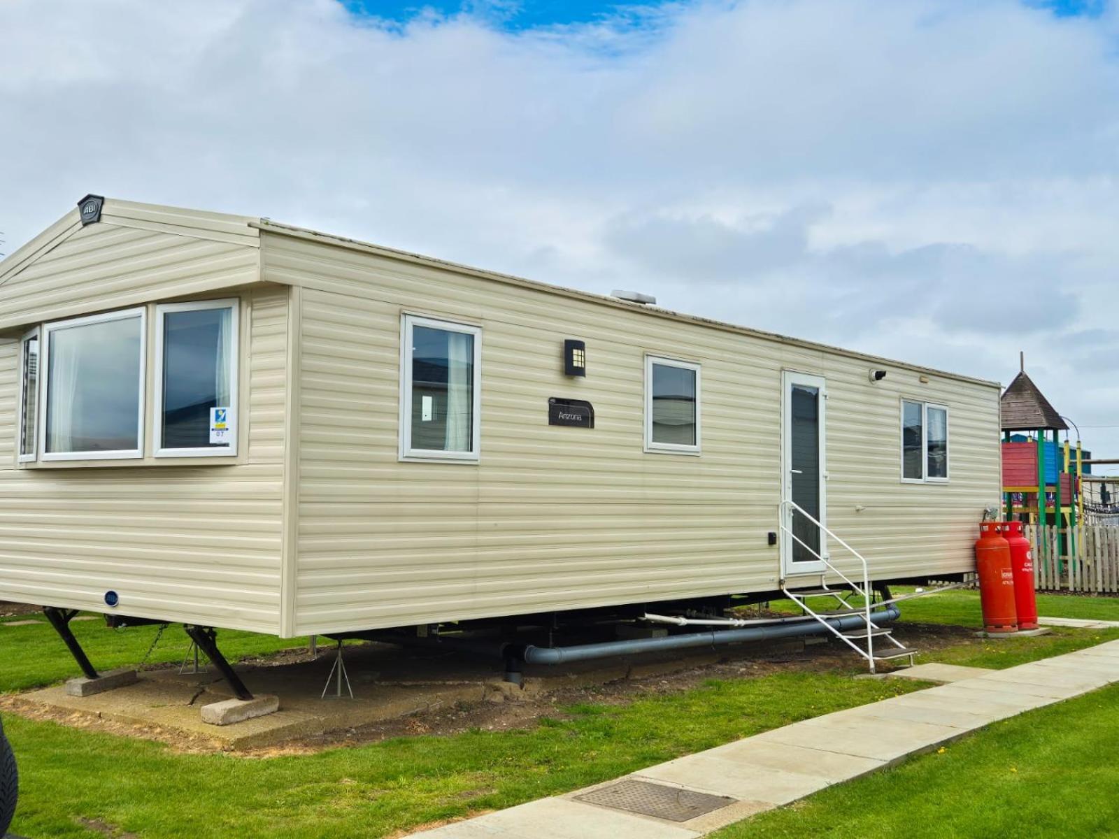 Whitstable - 2 Bedroom Sleeps 6 Seasalter ภายนอก รูปภาพ